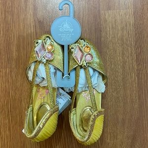 Children play shoes all three